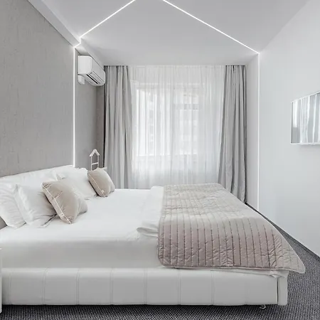 Prestige Plaza Apartments Odesa Exterior photo
