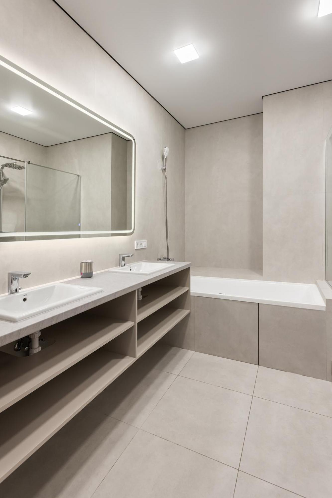 Prestige Plaza Апартаменты